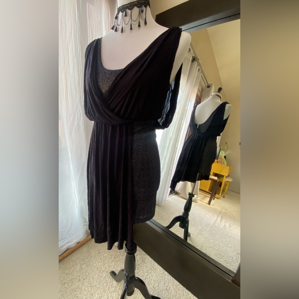 ๐โจ Dazzle in Black & Blue! FREE PEOPLE Asymmetrical Dress โจ๐ - Picture 4 of 8